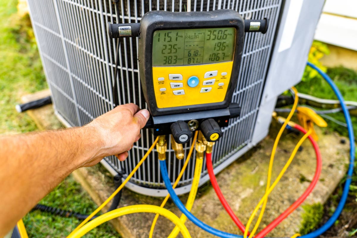 HVAC Services in Mira Loma, CA. Friends & Family 